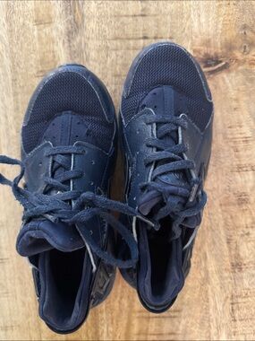 Nike huarache Navy blue Sneakers used 2y